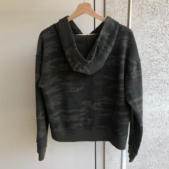 Sanctuary Hoodie - Green - Size XS - Picture 3 of 7